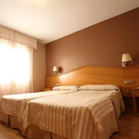 Anabel Hotel 2*